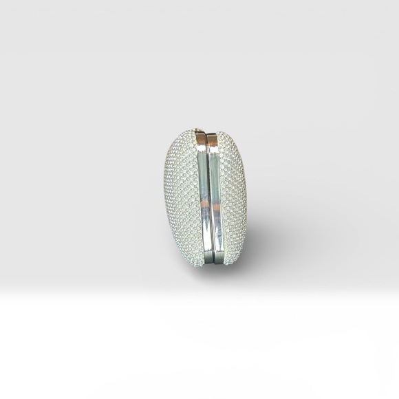 NWT - Bebe Dianna Hard Shell Diamond Clutch Silver/White Evening Bag with Chain - Picture 2 of 10